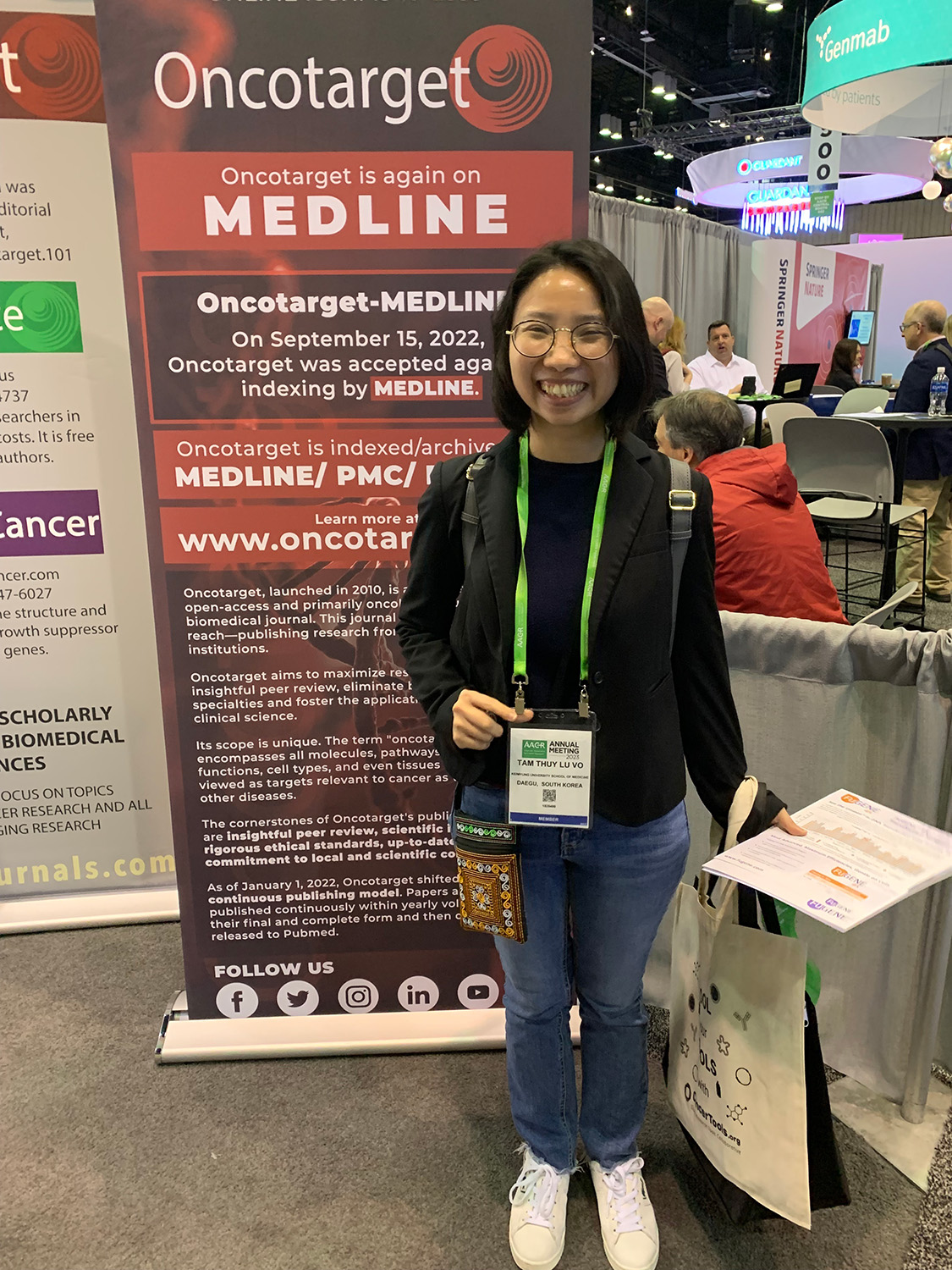 AACR 2023 Booth Photo Thumbnail 12